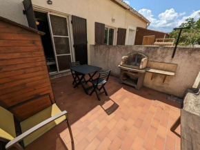 Villa T2 cosy, 40m², 4 pers, proche plage, 2 terrasses, tout équipé, calme et commerces à proximité - FR-1-797-53